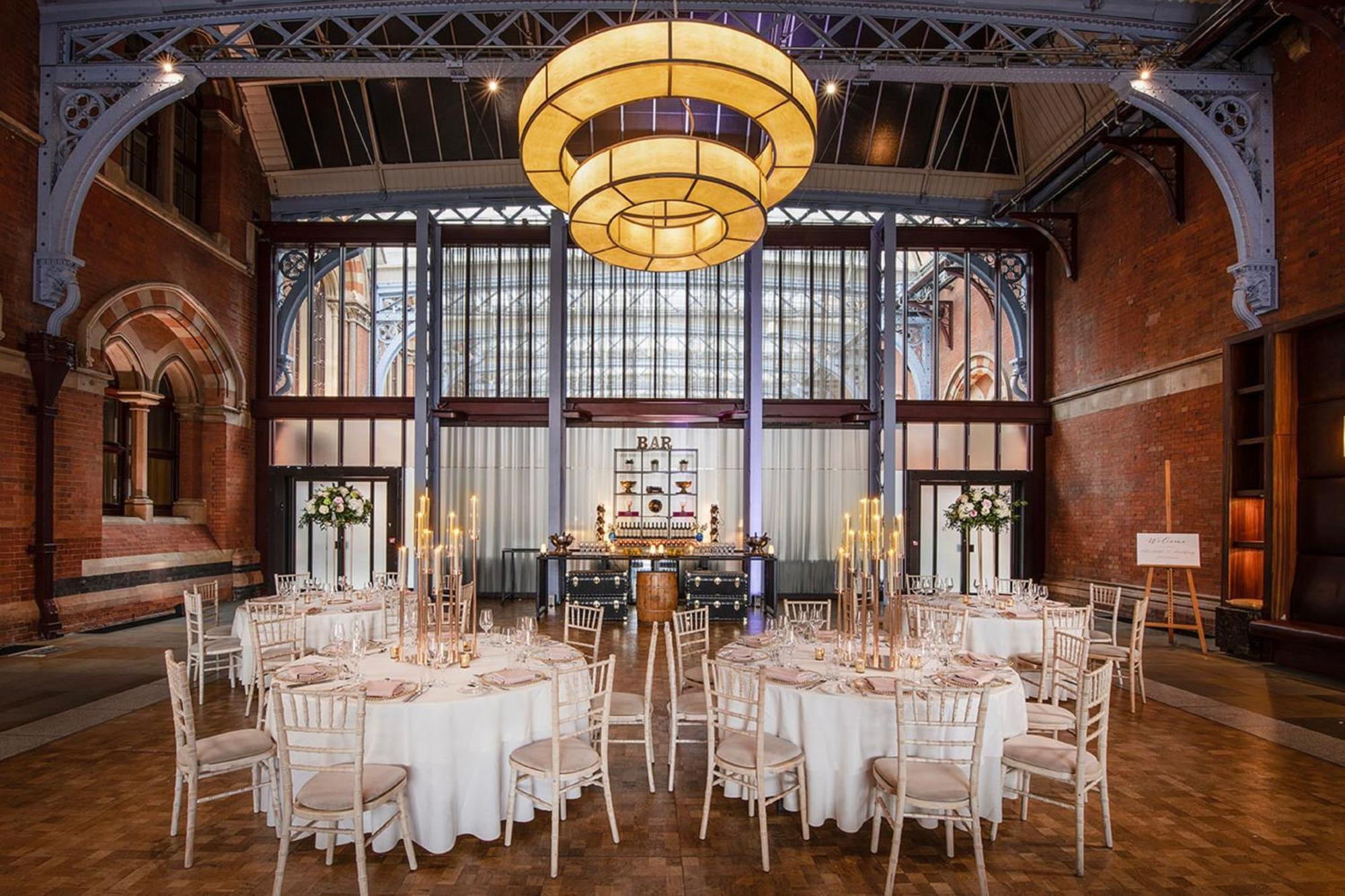 St. Pancras Renaissance Hotel Λονδίνο Εξωτερικό φωτογραφία The Great Hall at the Natural History Museum, London