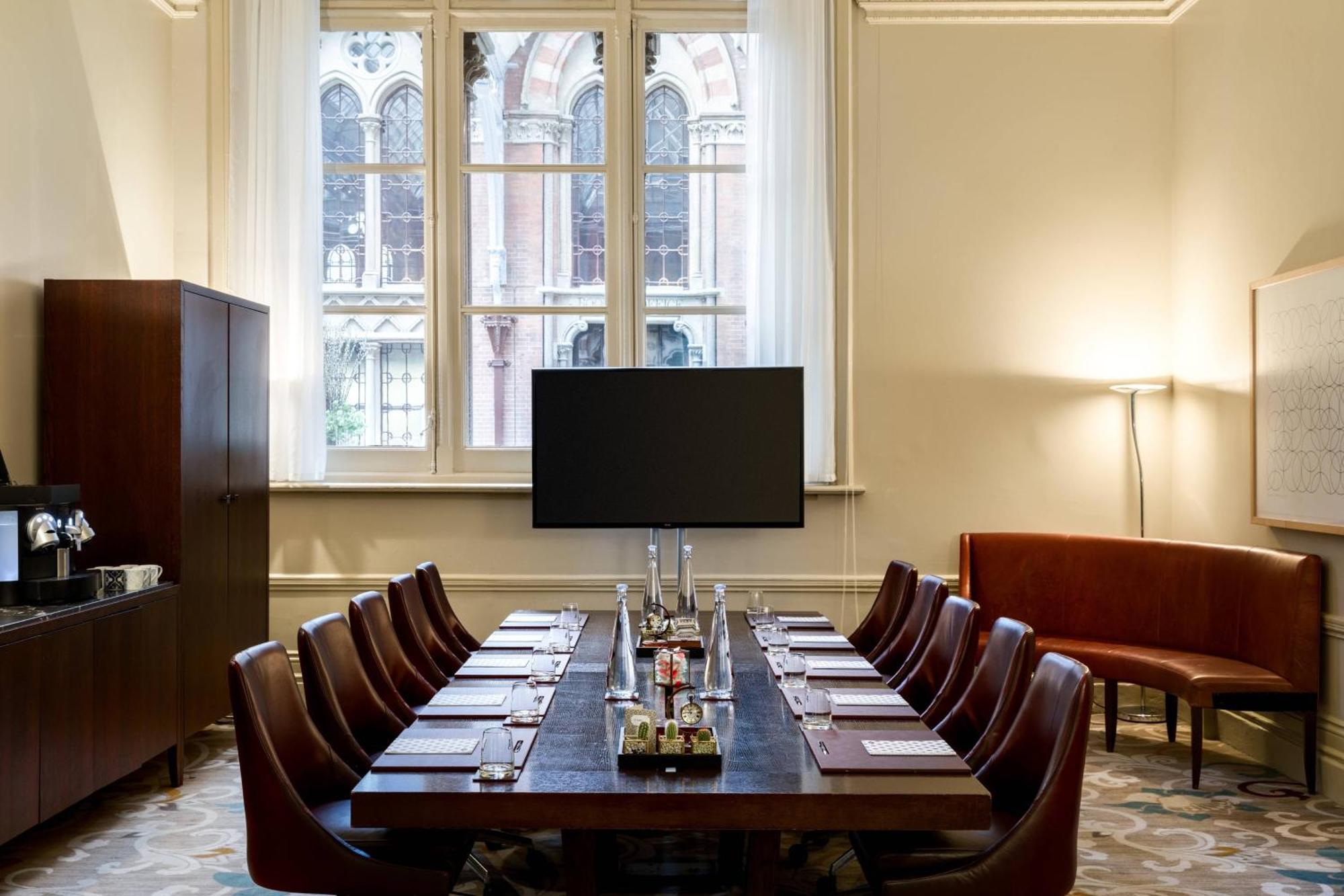 St. Pancras Renaissance Hotel Λονδίνο Εξωτερικό φωτογραφία The boardroom at the London Stock Exchange