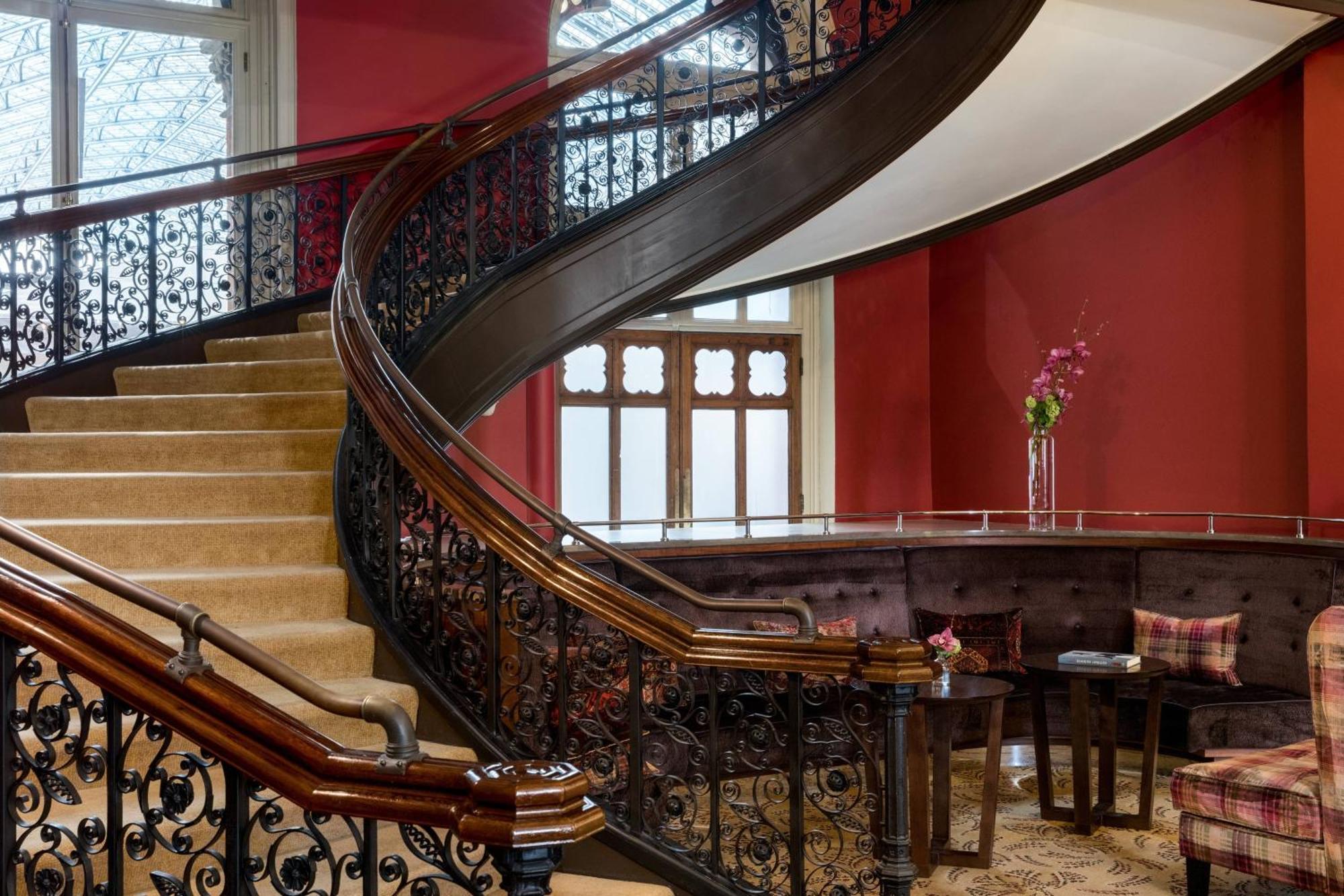 St. Pancras Renaissance Hotel Λονδίνο Εξωτερικό φωτογραφία The staircase